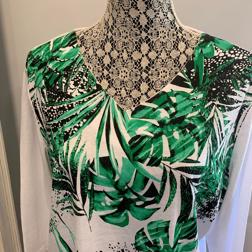 Coral Bay White and Green Tropical Print Blouse with  3/4 Sleeves size  1X - Picture 3 of 9